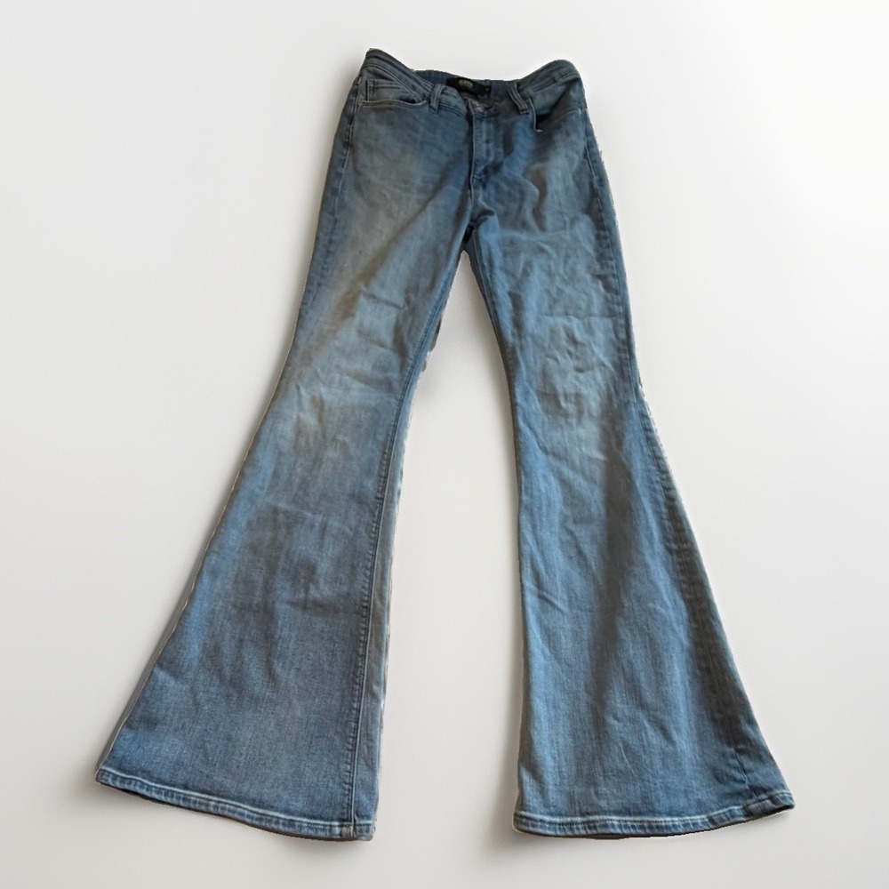 Hudson Holly Flare Jeans 27 Light Wash High Rise 32" Inseam - Picture 2 of 11